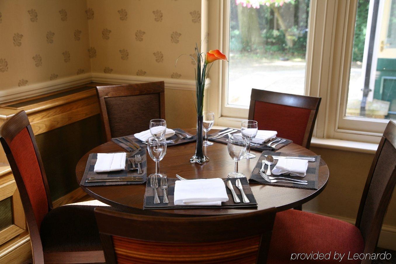Coulsdon Manor Hotel And Golf Club Croydon Buitenkant foto