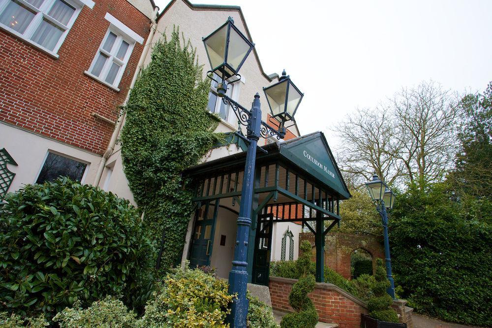 Coulsdon Manor Hotel And Golf Club Croydon Buitenkant foto
