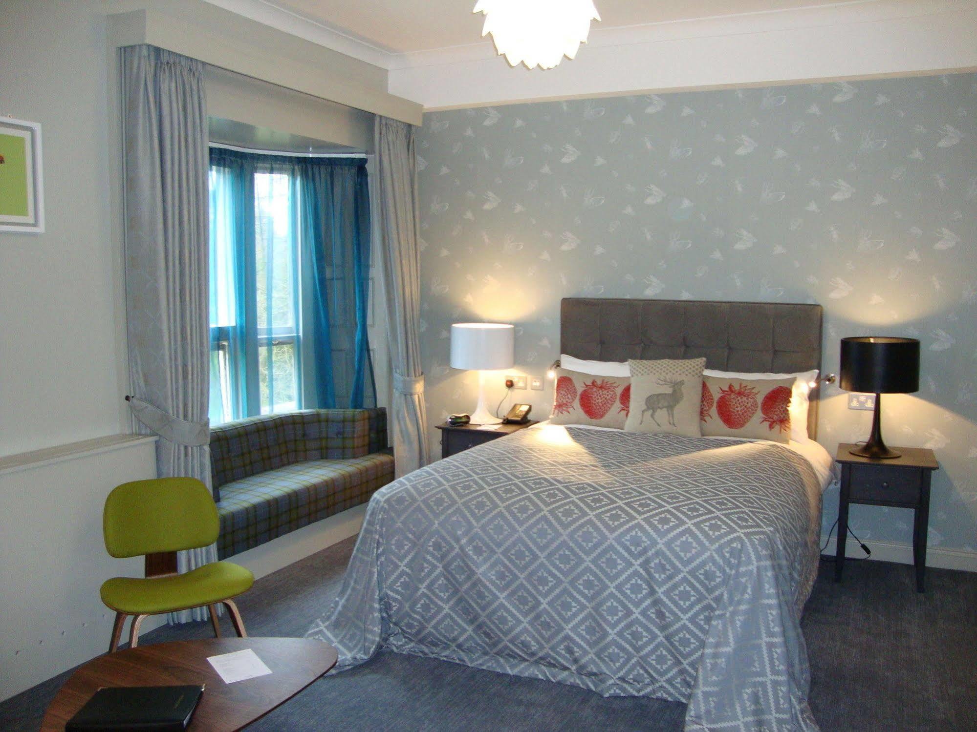 Coulsdon Manor Hotel And Golf Club Croydon Buitenkant foto